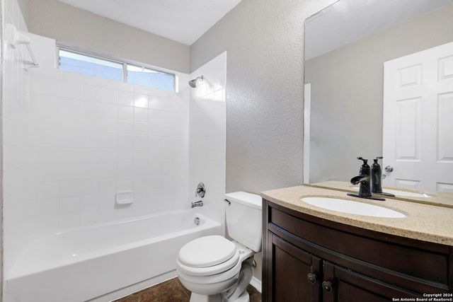 2722 BRIGHTON PARK, Converse, TX 78109