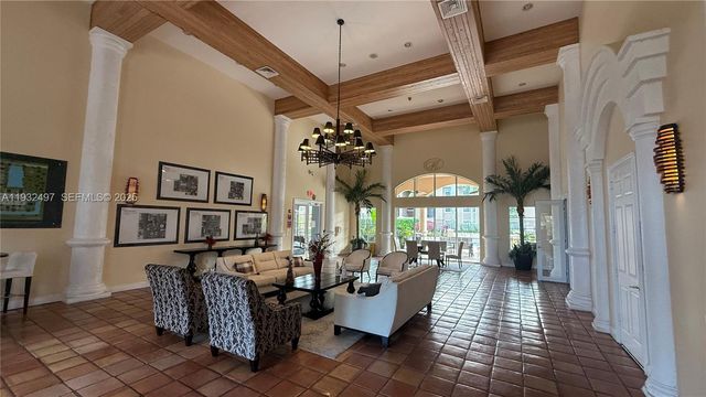 220 SW 116th Ave 15-206, Pembroke Pines, FL 33025