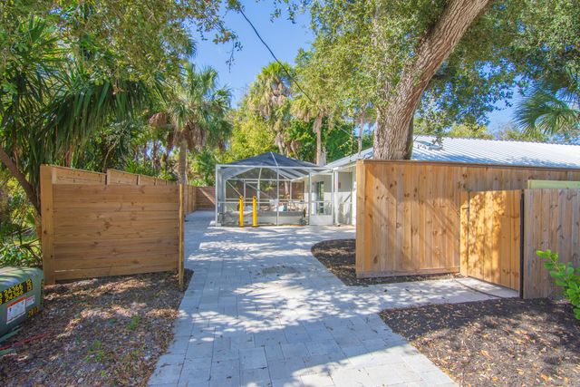 670 Cypress Road, Vero Beach, FL 32963