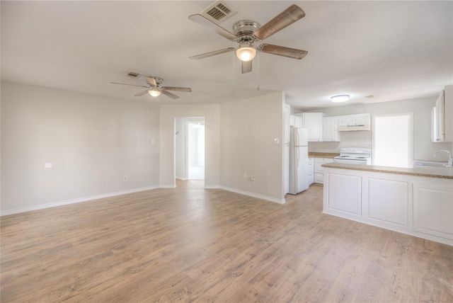 380 Rae Ann Boulevard, Livingston, TX 77351