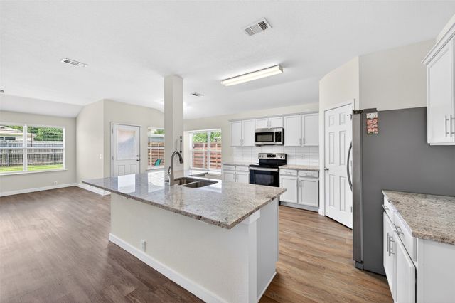4008 Vinyard Way, Denton, TX 76226