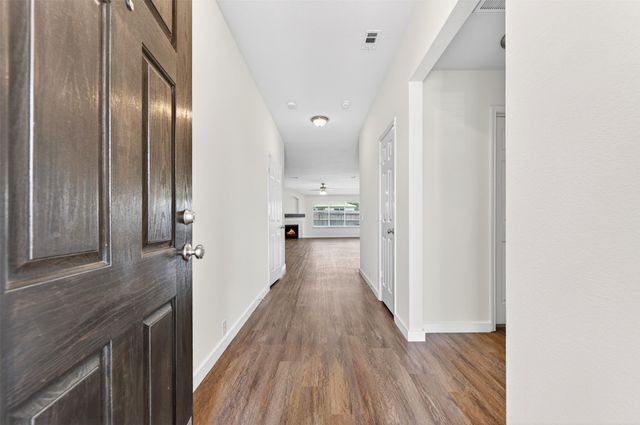 4008 Vinyard Way, Denton, TX 76226