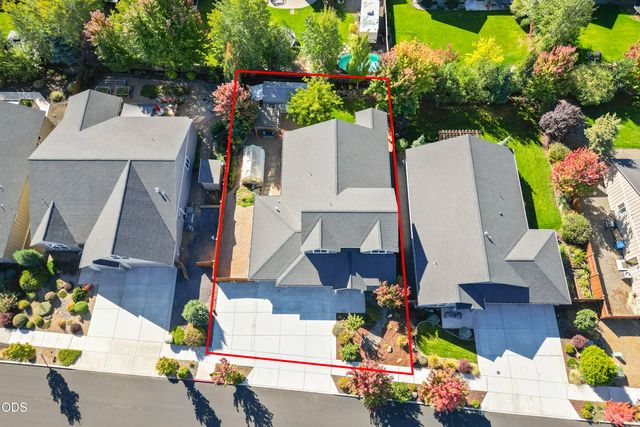 1646 NW Upas Avenue, Redmond, OR 97756