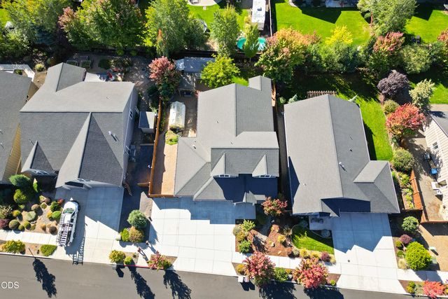 1646 NW Upas Avenue, Redmond, OR 97756