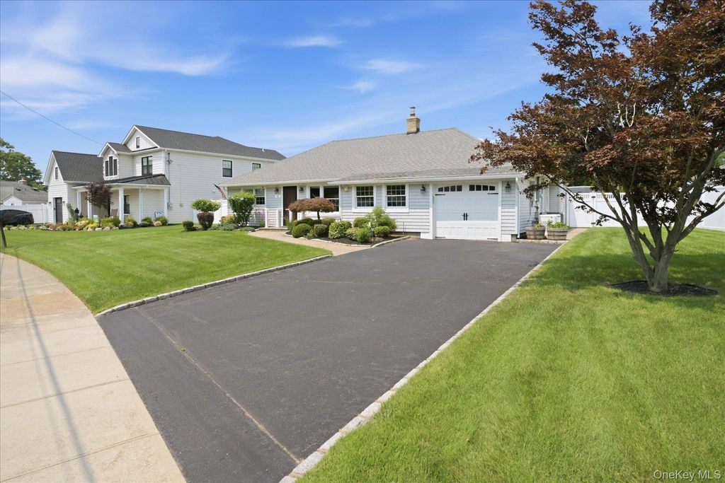 45 Polo Road, Massapequa, NY 11758 — photo 2