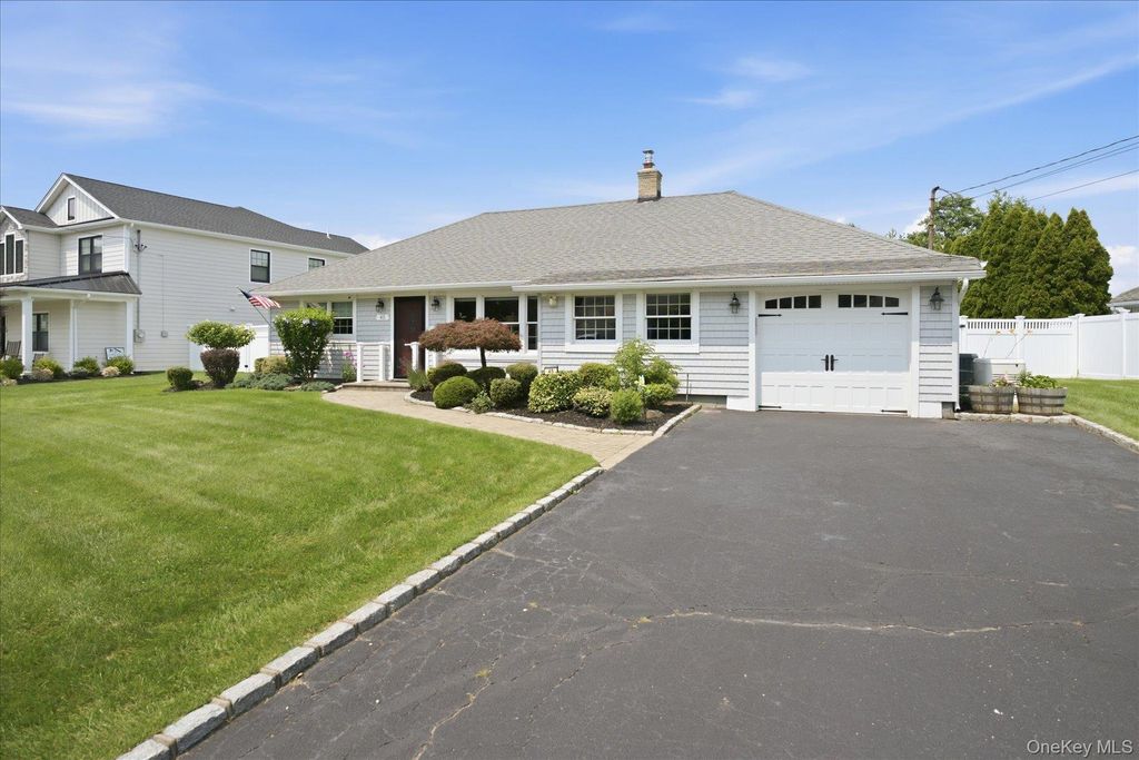 45 Polo Road, Massapequa, NY 11758 — photo 3