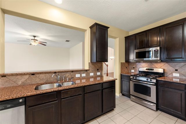 8107 Pavona Ridge Lane, Houston, TX 77040