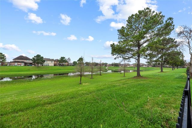 8107 Pavona Ridge Lane, Houston, TX 77040