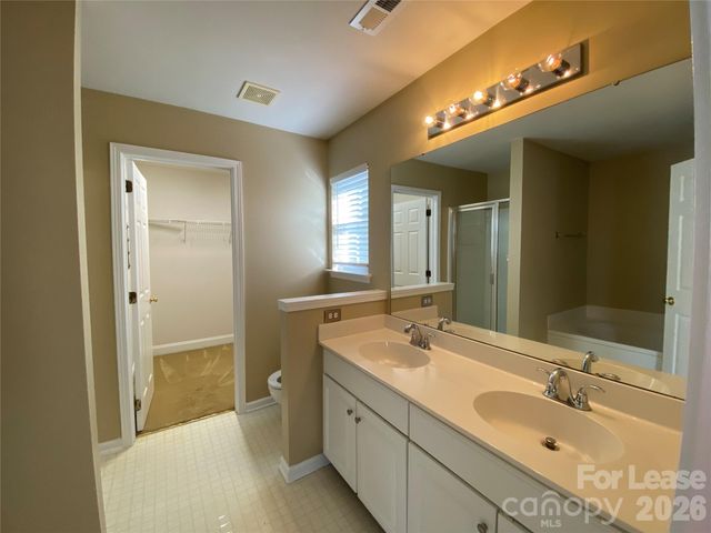 9513 Wilson Hall Drive, Charlotte, NC 28277