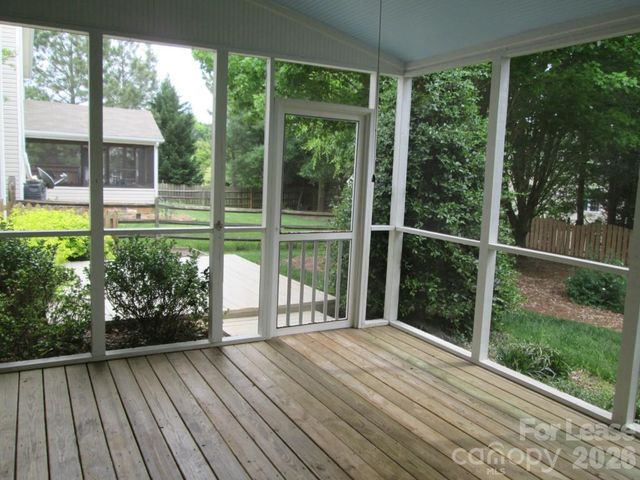9513 Wilson Hall Drive, Charlotte, NC 28277