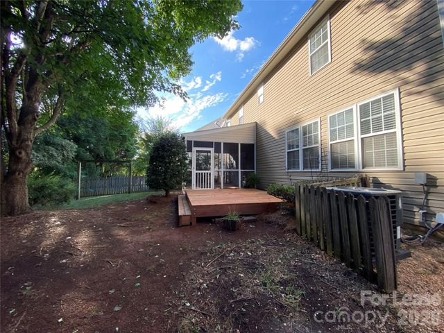9513 Wilson Hall Drive, Charlotte, NC 28277