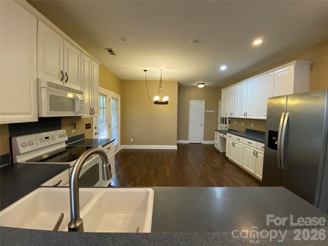 9513 Wilson Hall Drive, Charlotte, NC 28277