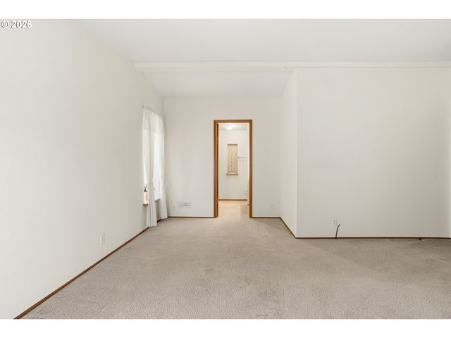 3700 BABCOCK Ln 87, Eugene, OR 97401