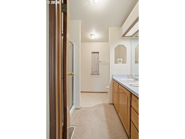 3700 BABCOCK Ln 87, Eugene, OR 97401