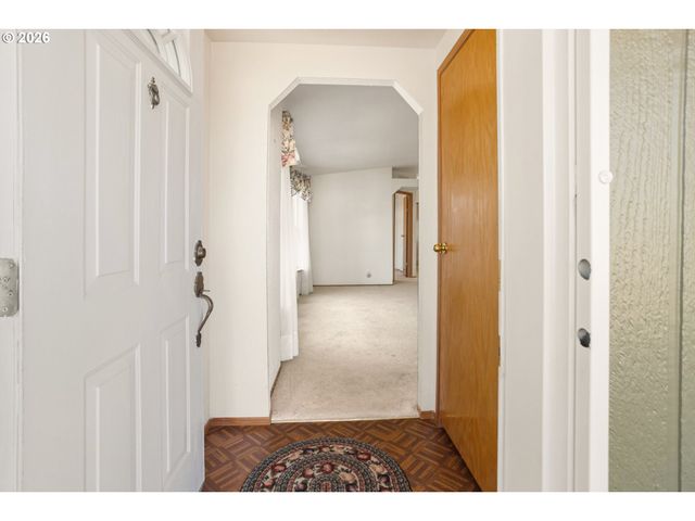 3700 BABCOCK Ln 87, Eugene, OR 97401