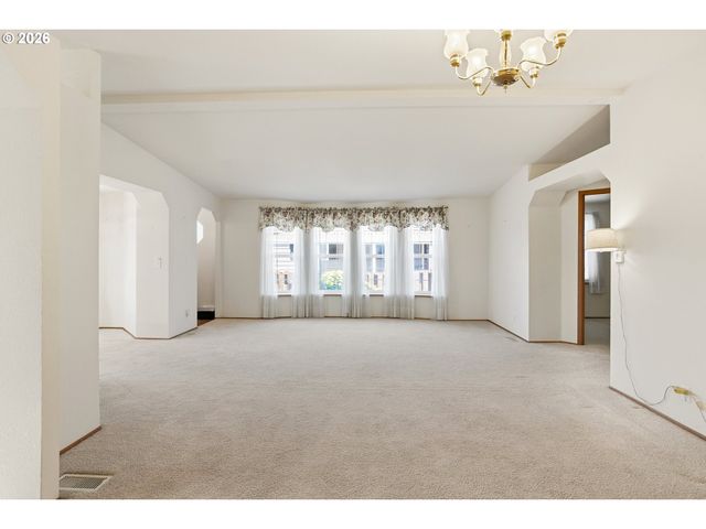 3700 BABCOCK Ln 87, Eugene, OR 97401