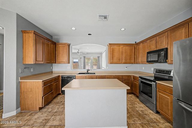 7517 S 15TH Drive, Phoenix, AZ 85041