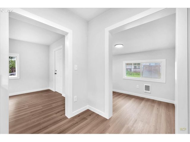 328 18TH Ave, Longview, WA 98632