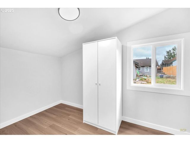 328 18TH Ave, Longview, WA 98632