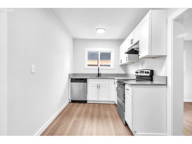 328 18TH Ave, Longview, WA 98632