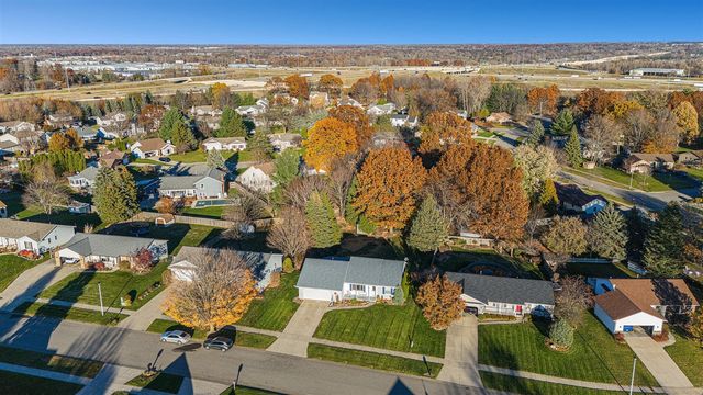 6540 Kingtree Drive, Byron Center, MI 49315