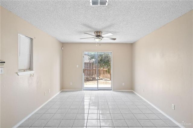 1800 Oasis Avenue 102, Mission, TX 78572