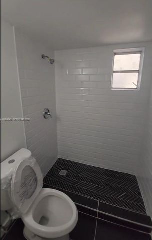 111 NW 152nd St 13, Miami, FL 33169