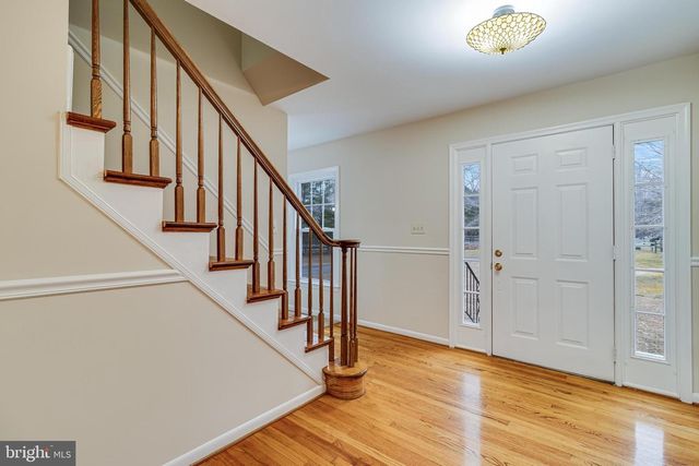 6095 MANOR LN, La Plata, MD 20646