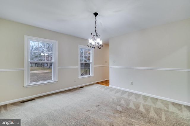 6095 MANOR LN, La Plata, MD 20646