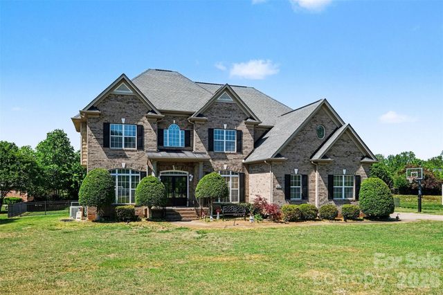 7233 Mcewen Place, Mint Hill, NC 28227