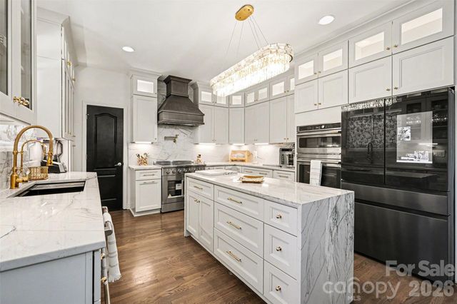7233 Mcewen Place, Mint Hill, NC 28227