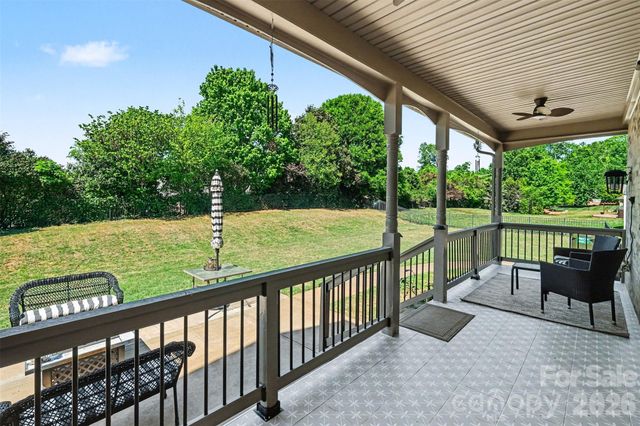 7233 Mcewen Place, Mint Hill, NC 28227