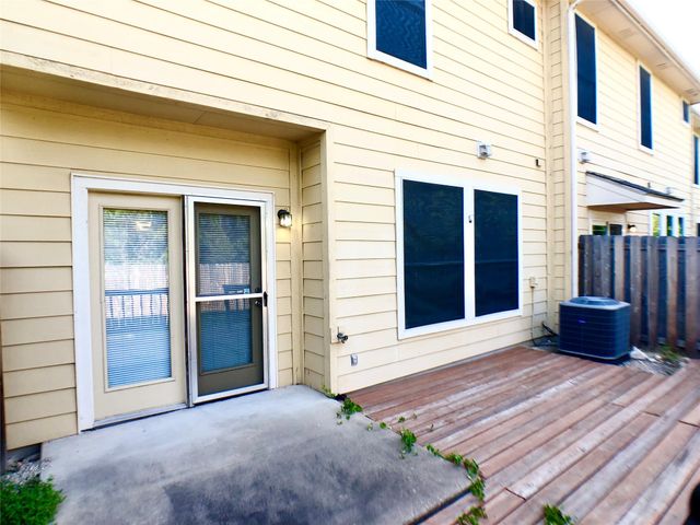 4620 W William Cannon DR 5, Austin, TX 78749