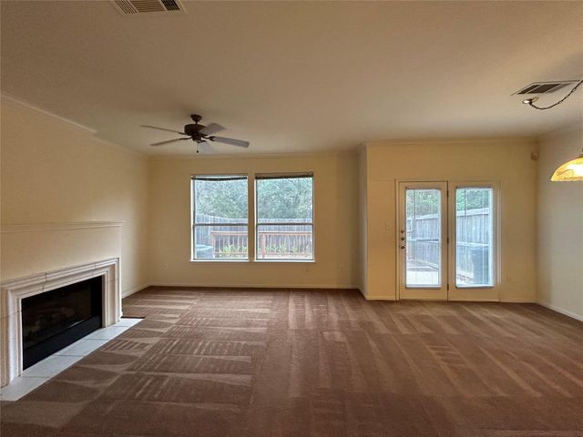 4620 W William Cannon DR 5, Austin, TX 78749