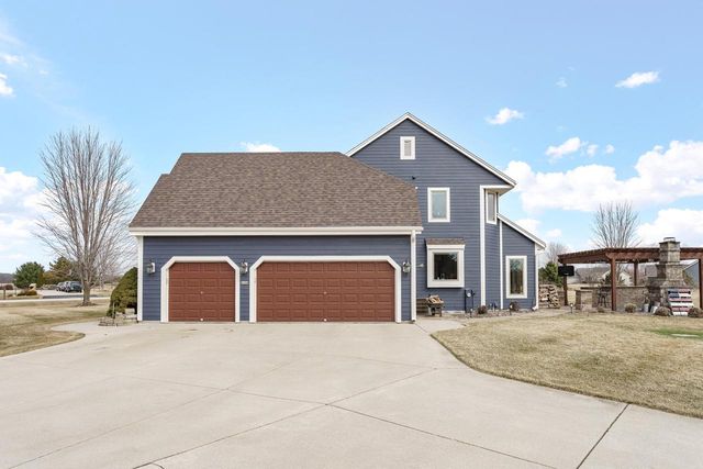 2394 Wildlife COURT, Richfield, WI 53076