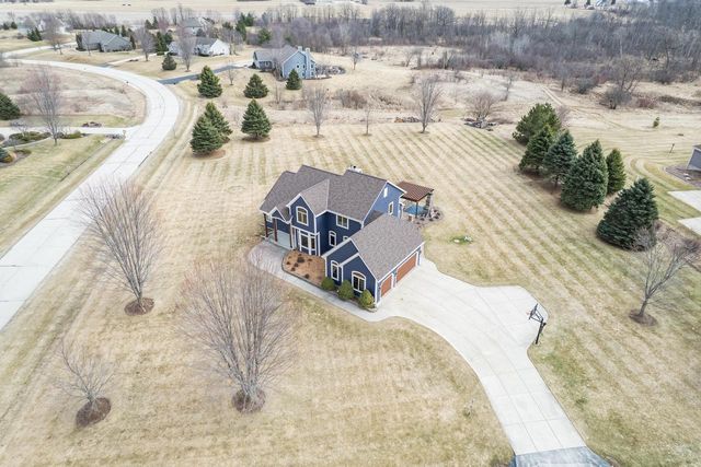 2394 Wildlife COURT, Richfield, WI 53076
