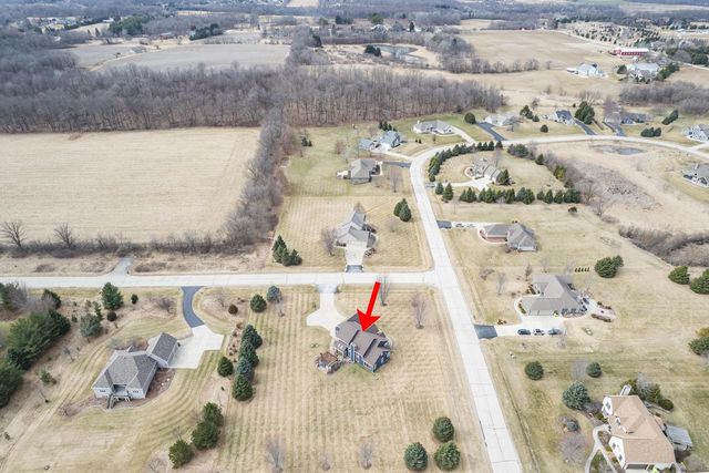 2394 Wildlife COURT, Richfield, WI 53076
