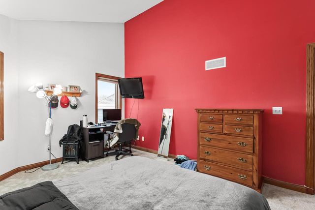 2394 Wildlife COURT, Richfield, WI 53076