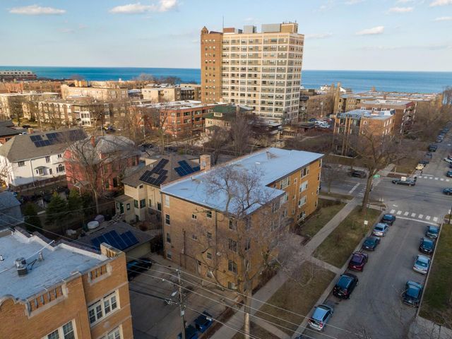 7404 N Sheridan Road G, Chicago, IL 60626