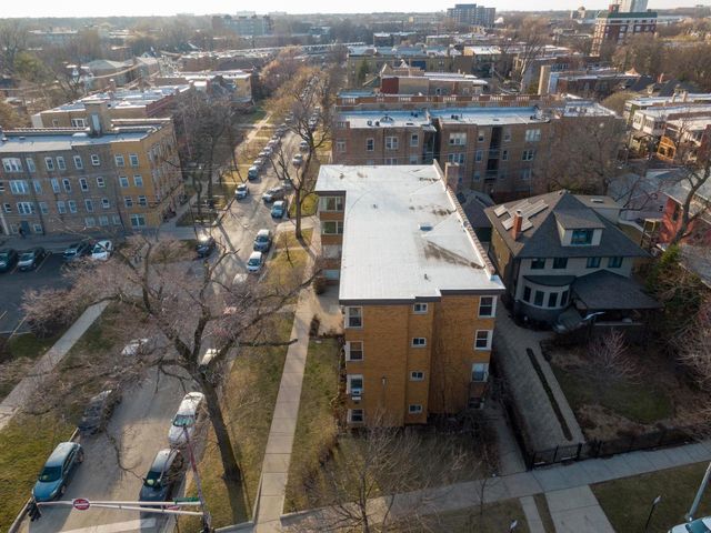 7404 N Sheridan Road G, Chicago, IL 60626