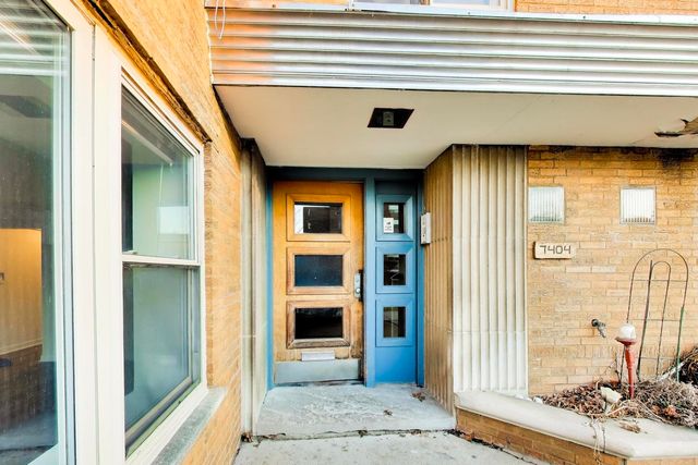 7404 N Sheridan Road G, Chicago, IL 60626