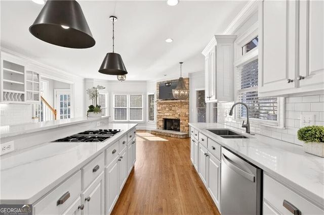 1841 E Gate Cove, Dunwoody, GA 30338