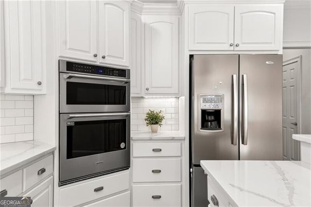 1841 E Gate Cove, Dunwoody, GA 30338