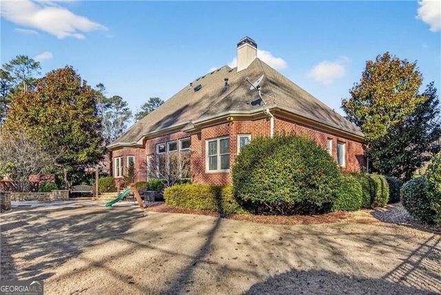 1841 E Gate Cove, Dunwoody, GA 30338