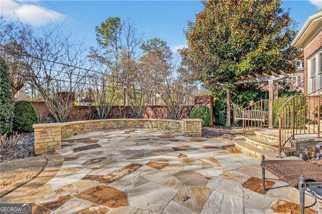 1841 E Gate Cove, Dunwoody, GA 30338