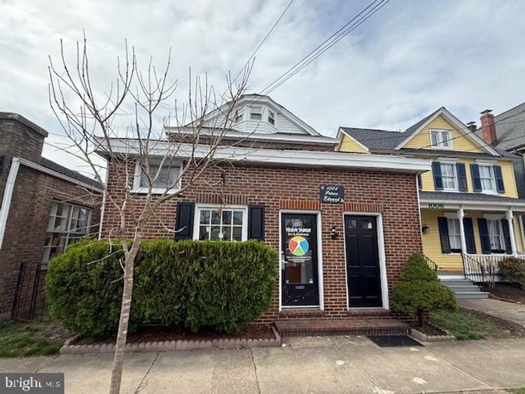 1004 PRINCE EDWARD ST, Fredericksburg, VA 22401