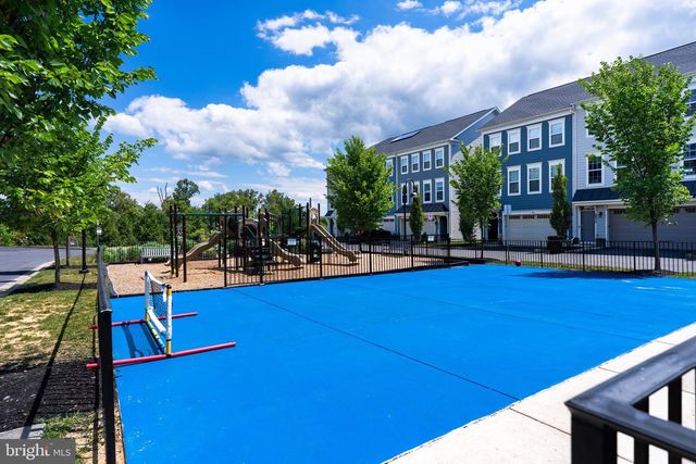 10225 HILLTOP ASCENT DR, Rockville, MD 20850