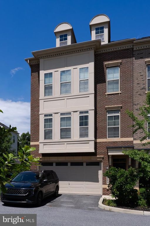 10225 HILLTOP ASCENT DR, Rockville, MD 20850
