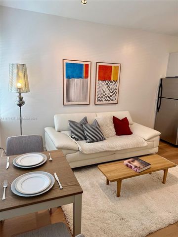 611 11th St 104, Miami Beach, FL 33139