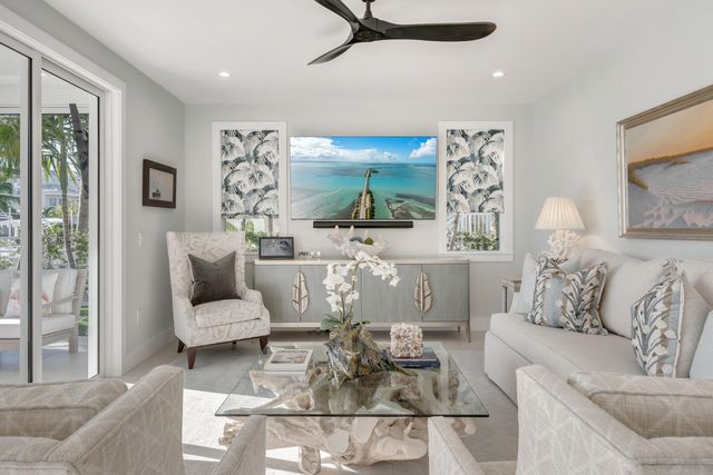 W 88 Plaza Del Lago, Lower Matecumbe, FL 33036